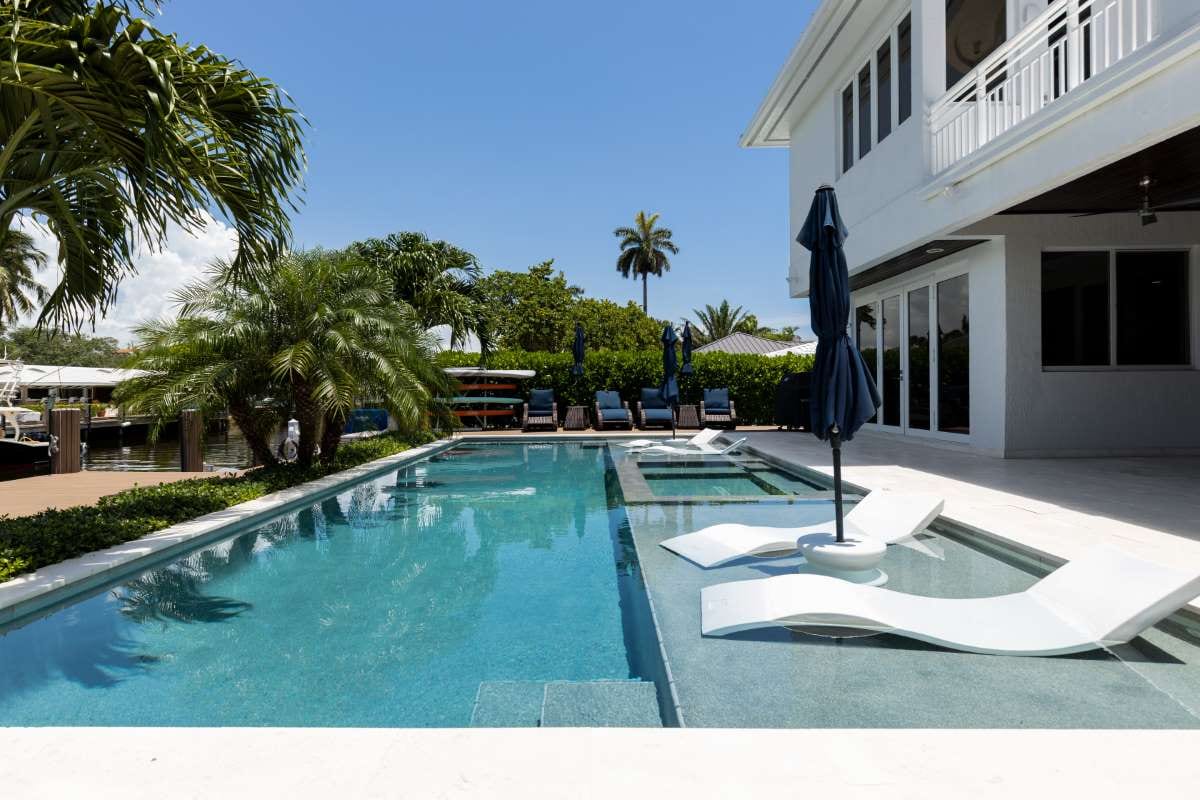 Itemize Tips for Better Pool Service Billing