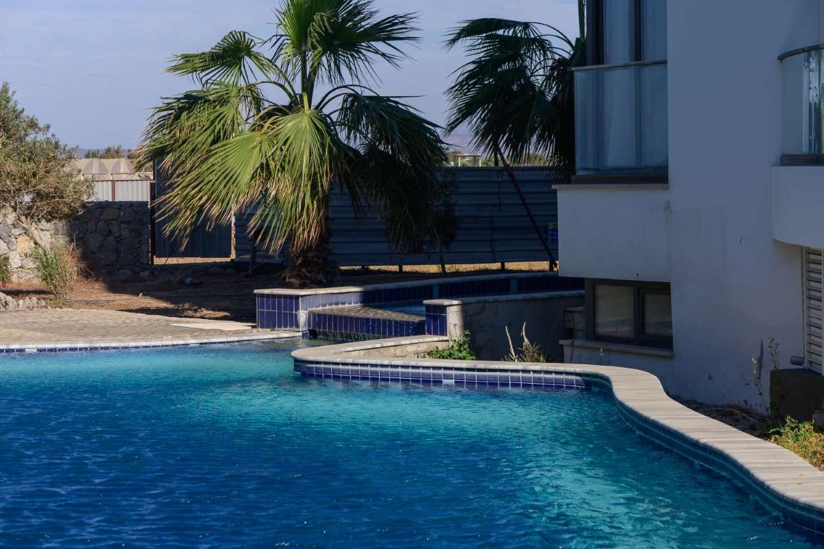 The Pros and Cons of Manage in Pool Service Billing