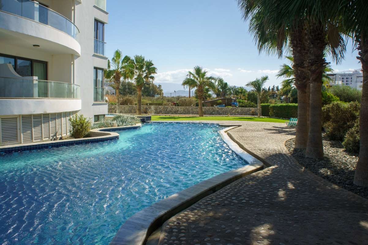 The Impact of Pollen Season on Pool Maintenance