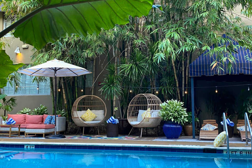 How to Define Roles for Your Pool Service Team More Effectively