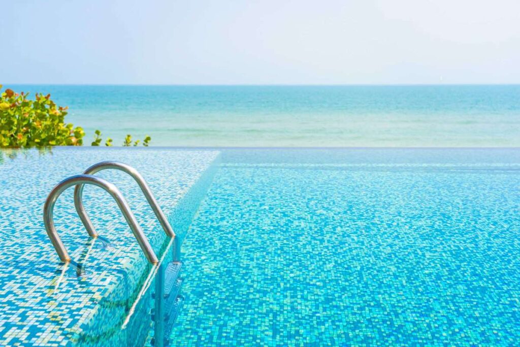 Expanding Your Pool Routes in Oklahoma City Expanding Your Pool Routes in Oklahoma City