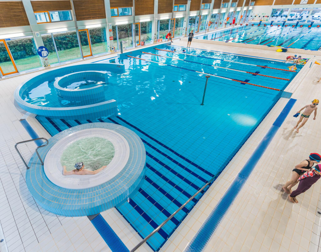 Step-by-Step: How to Professionalize Pool Service Invoices