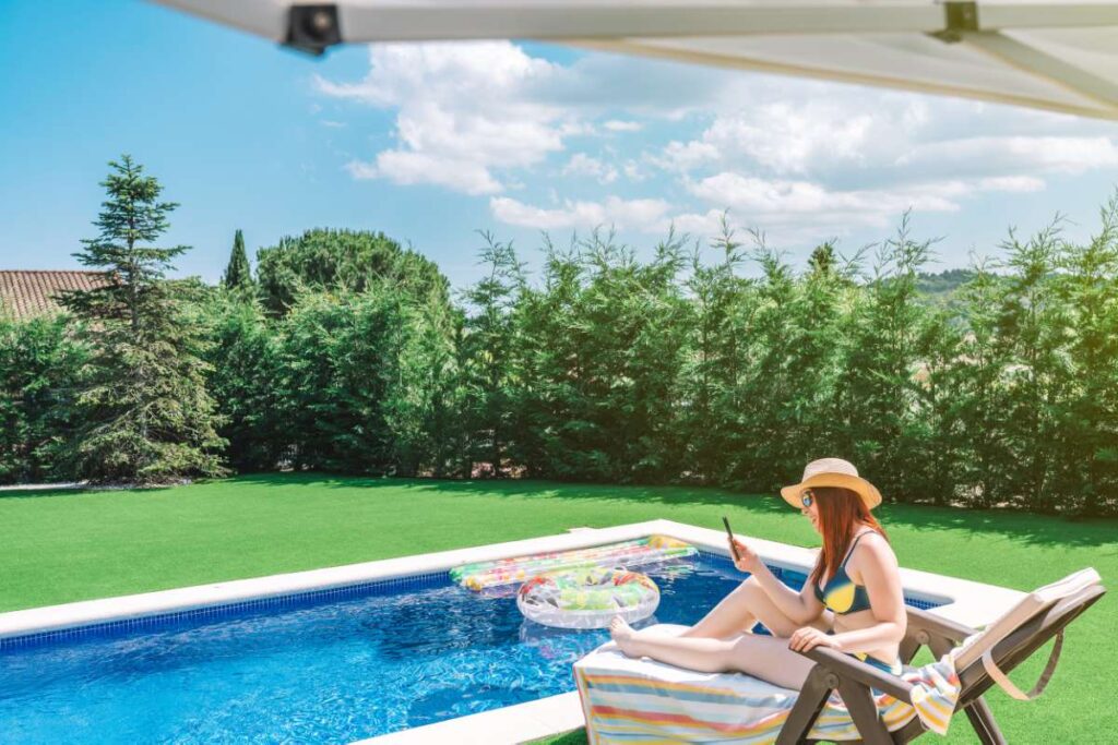 What Pool Pros Need to Know About Use Thank-You Notes