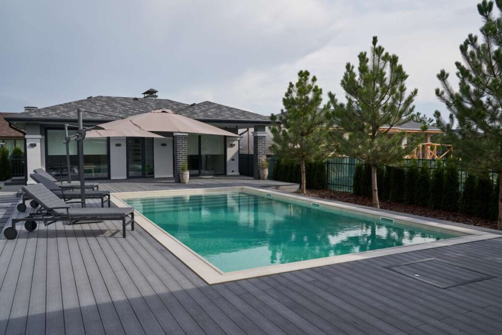 Recurring Billing vs Get Paid Faster: Which Is Better for Pool Billing?