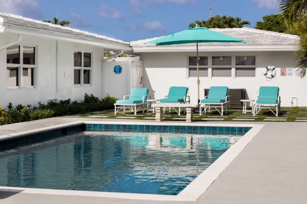 Common Financial Mistakes Pool Companies Make When They Save for Taxes
