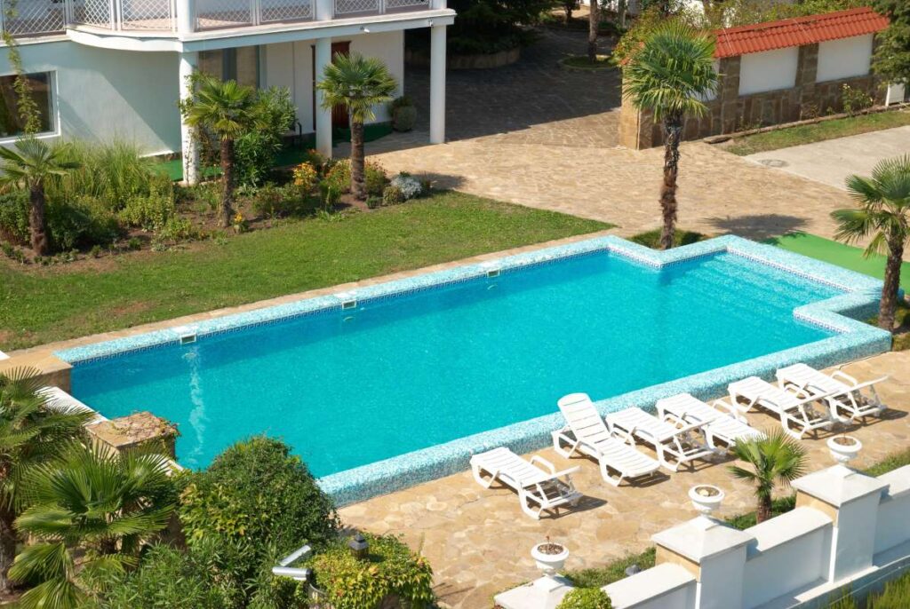 How to Market Your Pool Service Business