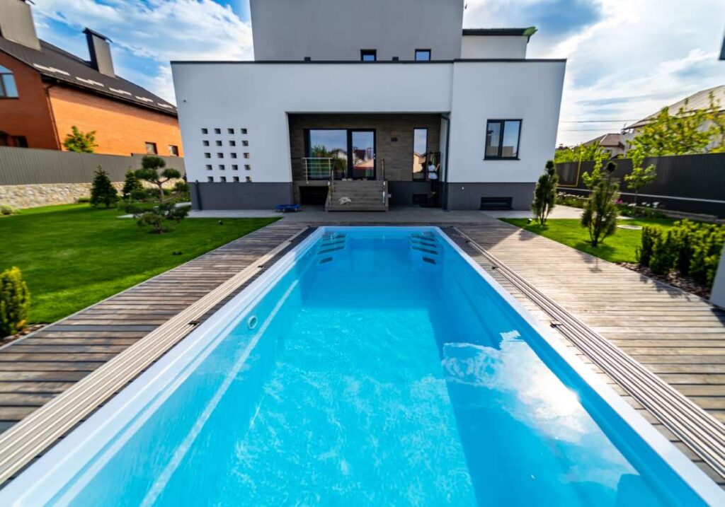 How EZ Pool Biller Can Help You Set Pricing