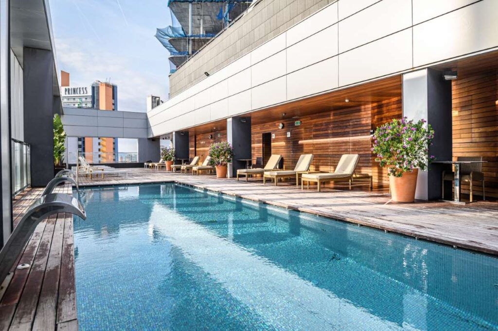Email Billing Mistakes Pool Service Pros Should Avoid