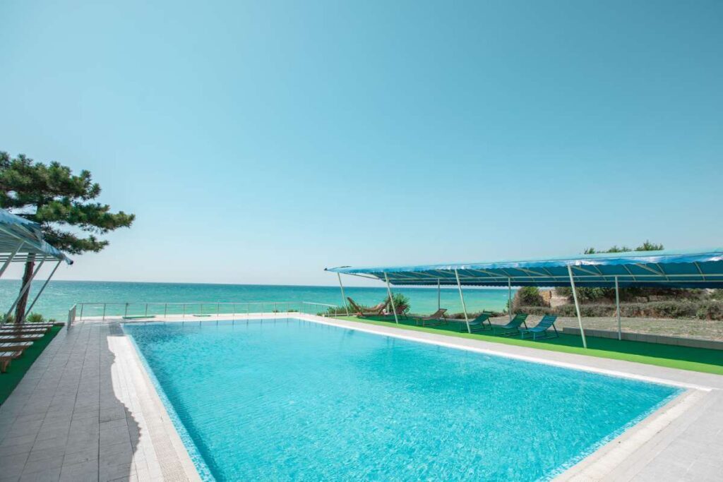 How Data Backup Can Improve Your Pool Service Workflow